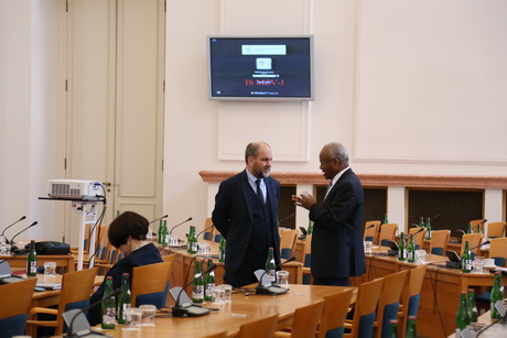 globalni_hrozby_konference_01.JPG